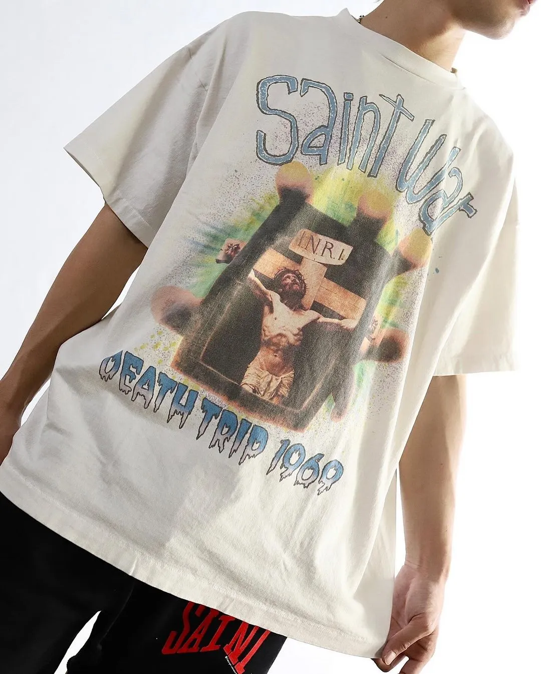 SAINT MICHAEL SAINT WAR TEE/WHAT new style Jesus cross retro short-sleeved, off-white S-XL, ready-to-wear, washed and distressed, printed repeatedly and modified, tube-woven seamless fabric, with little angel anti-counterfeiting label